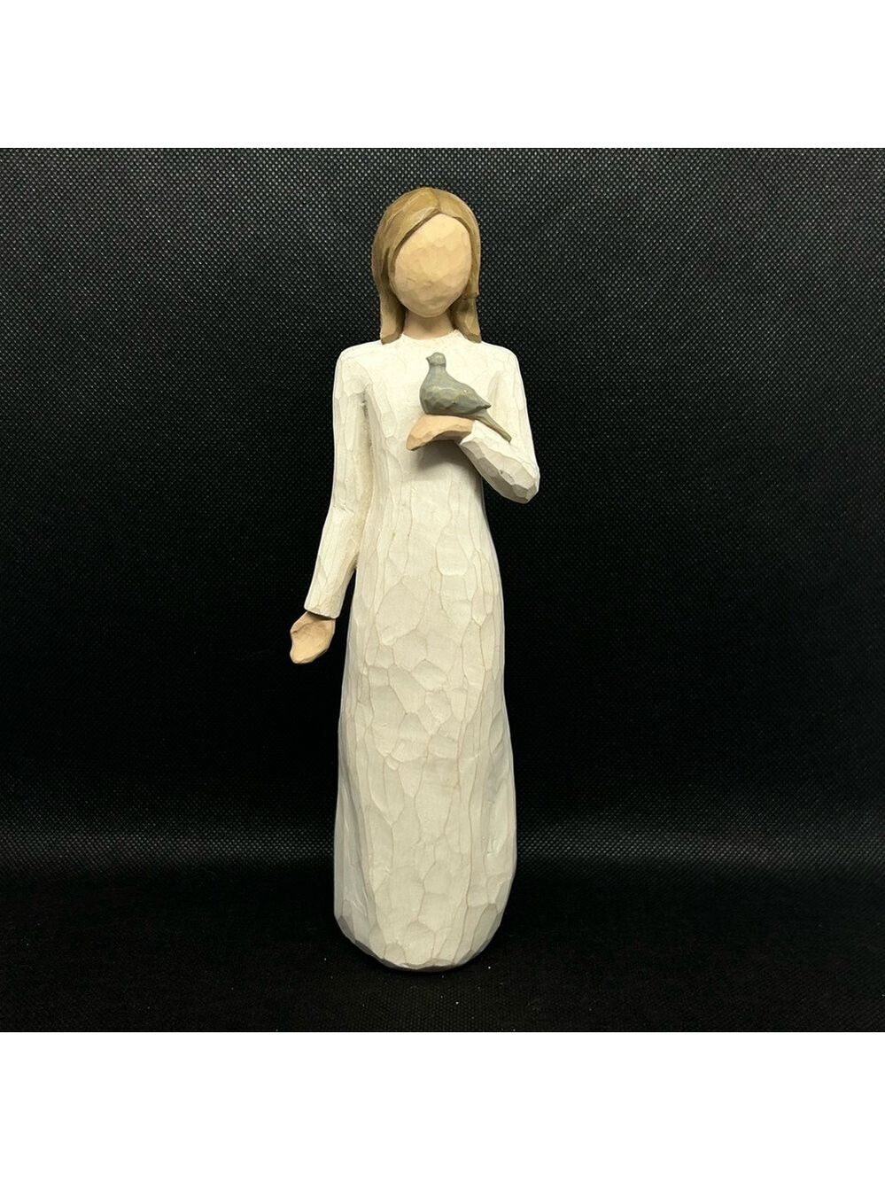 New in box Willow Tree Peace figurine